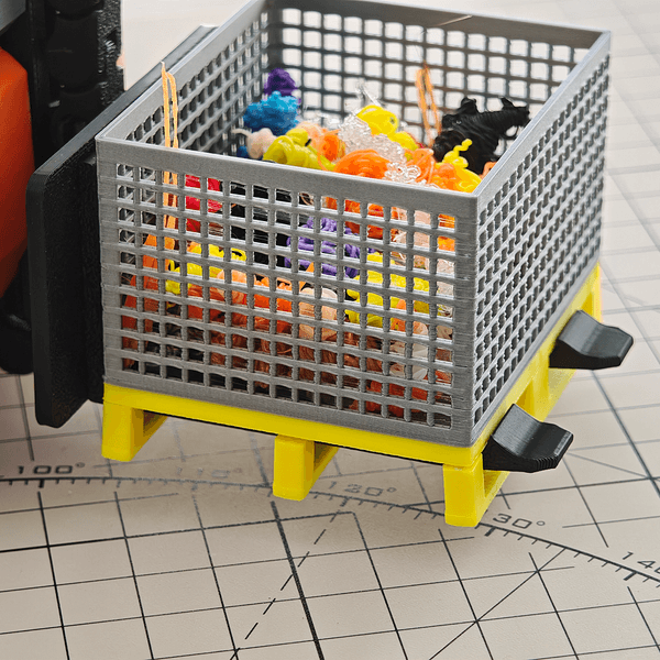 CyberBrick omnidirectional forklift